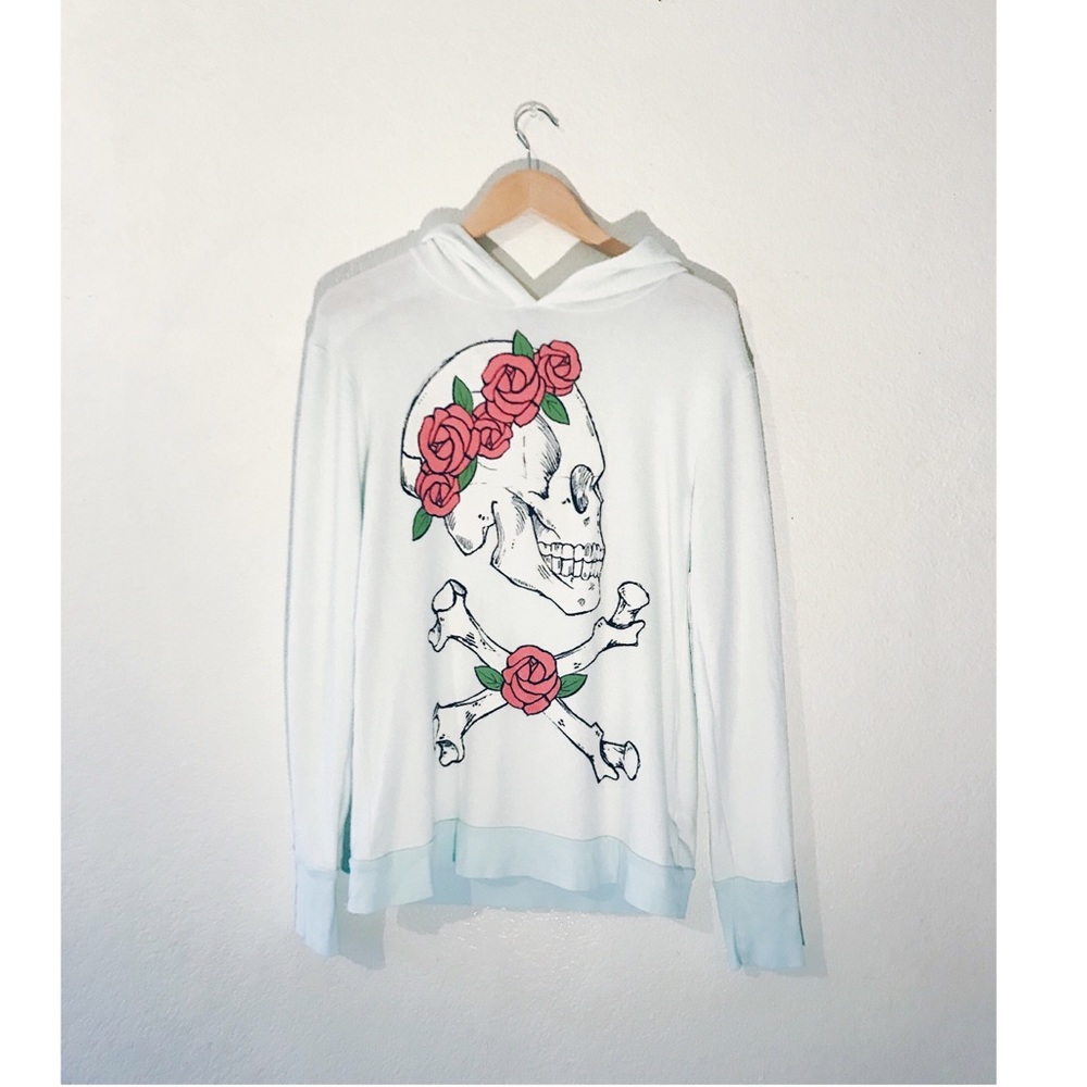 skull pullover
